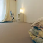 Korean Style Minbak Number Two Paris